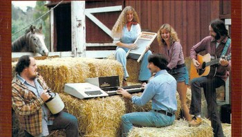 Membuat musik... Foto: Rarehistoricalphotos