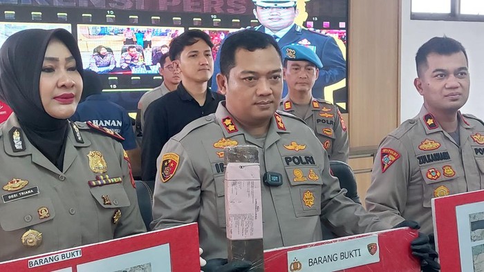 Kapolres Bogor AKBP Iman Imanuddin