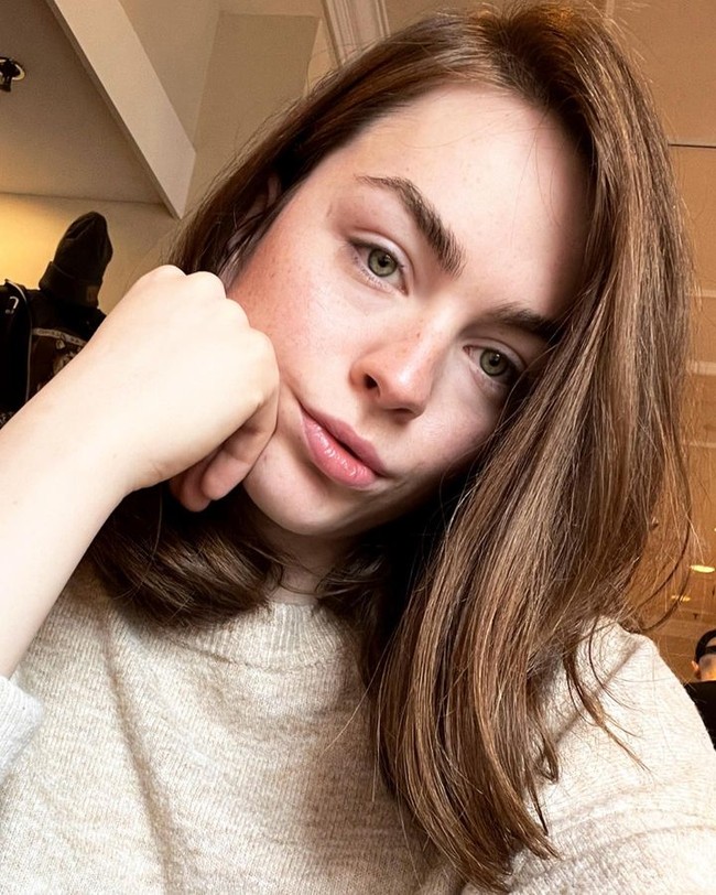 Kayleigh adalah transgender yang jadi sorotan setelah membagikan kisahnya dalam iklan Trans Day of Visibility dari United Airlines. Dalam video kampanye tersebut, Kayleigh mengungkap kesulitannya hidup di tengah masyarakat tapi hidupnya berubah jadi lebih baik setelah menjadi pramugari di United Airlines.Foto: Instagram @ hayitskay97