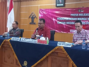 Besok, Backpacker Polandia Kemah Saat Nyepi Dideportasi