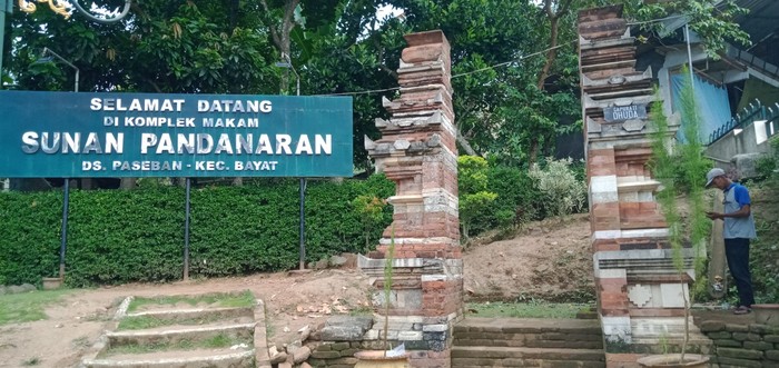 Kompleks makam Sunan Pandanaran di Desa Paseban, Kecamatan Bayat, Klaten.