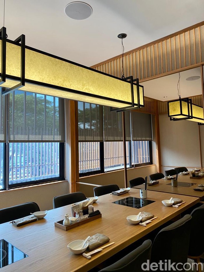 Lembut Lumer Shabu Kagoshima A5 dan Wagyu Sukiyaki di Restoran Jepang Ini