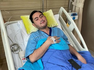 Kebahagiaan Nassar Dijenguk Anak dan Eks Istri saat Dirawat di RS