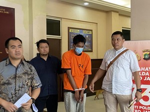 Emosi di Jalan Bikin Pak Ogah Pukul Prajurit TNI AL di Cilandak
