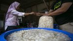 Pedagang Kolang-kaling Panen Cuan saat Ramadan