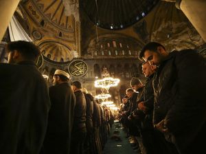 Doa Kamilin Tarawih Lengkap dalam Arab, Latin, dan Artinya