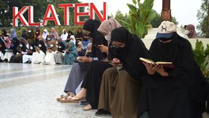 Ratusan Remaja Ngaji Bersama di Alun-alun Klaten