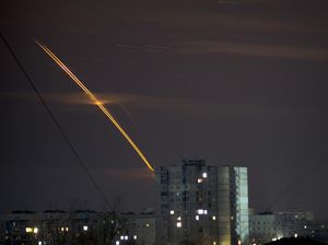 Serangan Rusia Hantam Kota di Ukraina, 31 Orang Termasuk 9 Anak Terluka