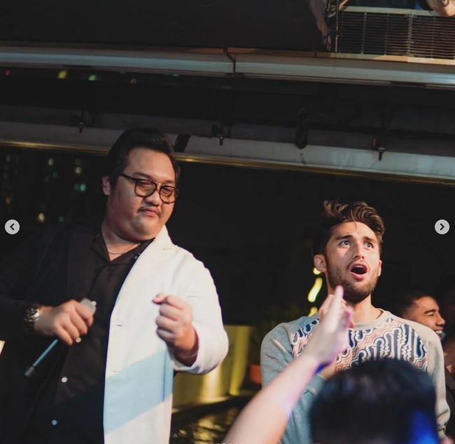 Dalam foto-foto yang dibagikan juga terlihat  jika pesta ulang tahun Sabda Ahessa itu ramai dihadiri oleh keluarga dan kerabat dekatnya. Ekspresi bahagia pun jelas terlihat di wajah Sabda Ahessa. Foto: Instagram/@sabdaahessa