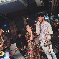 Momen perayaan ulang tahun pria kelahiran 21 Maret 1996 itu pastinya menjadi salah satu yang tak terlupakan. Terlihat Sabda begitu menikmati pesta perayaan ulang tahunnya. Foto: Instagram/@sabdaahessa