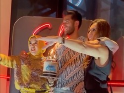 8 Foto Keseruan Ultah Sabda Ahessa, Gaya Kompak Wulan Guritno & Camer Disorot