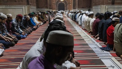 Umat Muslim di India Jalani Puasa Ramadan Pertamanya Hari Ini
