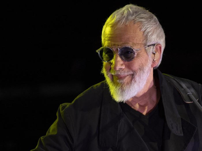 Yusuf Cat Stevens saat tampil di Baskent (Capital) Culture Road Festival at CSO Ada Ankara di Ankara, Turki.