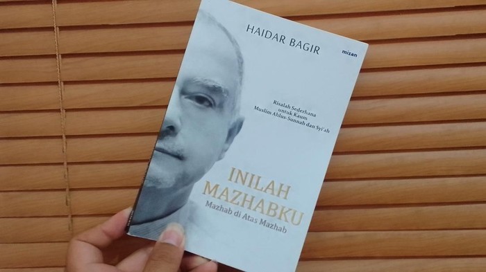 Foto buku Inilah Mazhabku karya Haidar Bagir (Rakhmad/detikcom)
