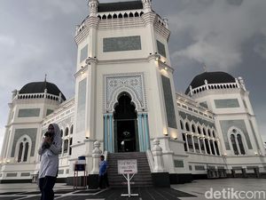 Heboh Postingan Pria Hina Masjid Raya Medan, Polisi Turun Tangan