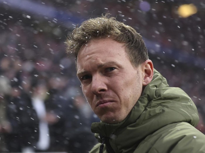 Bayern's head coach Julian Nagelsmann waits for the start of the Bundesliga soccer match between Bayern Munich and Union Berlin at the Allianz Arena in Munich, Germany, Sunday, Feb.26, 2023. (AP Photo/Alexandra Beier )