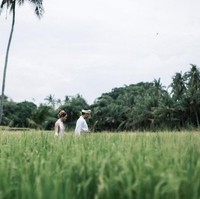 Pada Desember 2022, keduanya mulai go public tentang hubungan mereka. Tidak lama dari itu Laura dilamar dan kini keduanya menikah. Foto: dok. Instagram