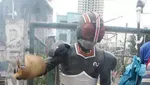Kocak! 10 Trik Keren Tukang Sate Ini Bikin Geleng Kepala