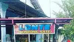 Kocak! 10 Trik Keren Tukang Sate Ini Bikin Geleng Kepala