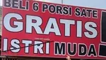 Kocak! 10 Trik Keren Tukang Sate Ini Bikin Geleng Kepala