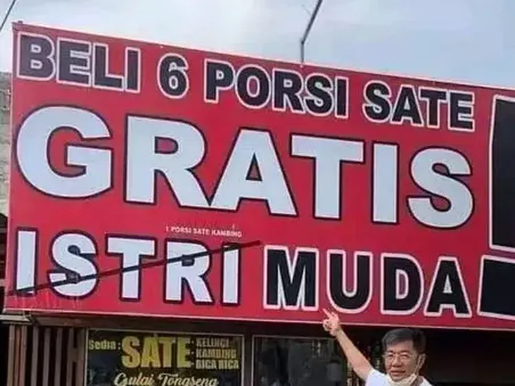 Kocak! 10 Trik Keren Tukang Sate Ini Bikin Geleng Kepala