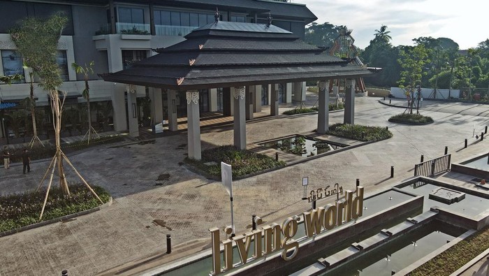 Living World, mal terbesar di Bali resmi dibuka. Pusat belanja di Denpasar ini mengedepankan konsep ramah lingkungan dan energi.