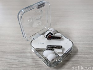 Review Nothing Ear (2): Bentuk Familiar, Suara Makin Cetar