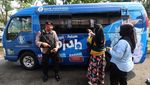 Warga Mulai Ramai-ramai Tukar Uang Baru untuk Lebaran