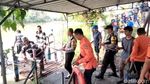 Penampakan Perahu Tambang Tenggelam di Sungai Brantas Kemlaten Surabaya