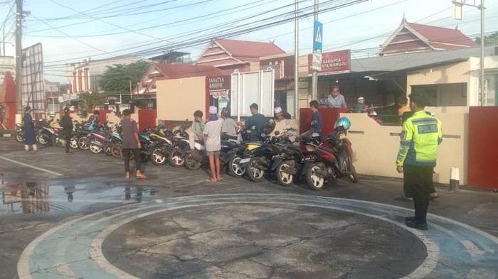 Polresta Mamuju, Sulawesi Barat mengamankan 27 motor yang dipakai balap liar.