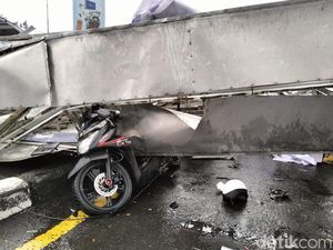 Pengusaha Reklame Roboh Buka Suara Soal Insiden di Bandung