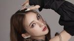 10 Potret Rinrada Thurapan, Transgender Cantik Thailand Saingan Nong Poy