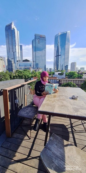 Rekomendasi 7 Kafe Rooftop Ciamik di Jakarta, Cocok buat Ngabuburit