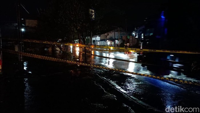 Sekeluarga Kediri hanyut