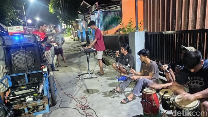 Tradisi Obrog-obrog di Majalengka.