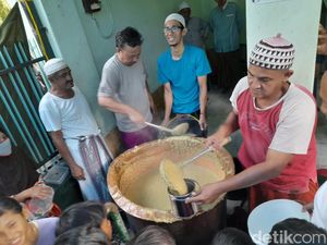 Berburu Takjil Bubur Muhdhor, Sajian Khas Tuban Selama Ramadhan