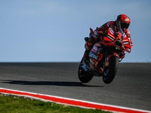 Hasil Sprint Race MotoGP Amerika 2023: Bagnaia Menang, Rins Kedua, Quartararo Crash!
