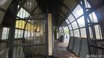 Halte Kapsul di Bandung Terbengkalai dan Bau Pesing