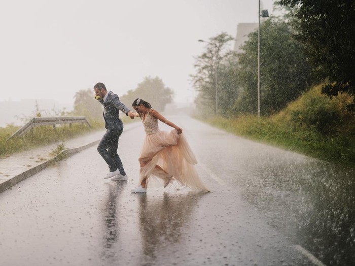 Gombalan Romantis Tentang Hujan