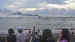 Detik-detik Kapal Tanker Terbakar di Mataram