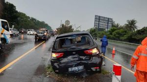 2 Mobil Terlibat Kecelakaan di Tol Jagorawi Arah Jakarta