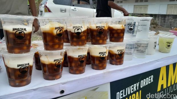 Kuliner biji salak yang populer saat Ramadan di Pangandaran