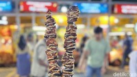 Kulineran Seru di G Town Square, Ada Jajanan Korea hingga Sate Maranggi
