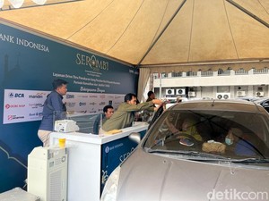 BI Jatim Pastikan Stok Penukaran Uang Baru Masih Tersedia