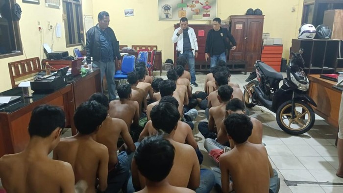 Polisi Amankan 67 Remaja Tawuran Perang Sarung di Jambi (Foto: Istimewa).