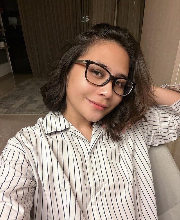 Prilly Latuconsina Prilly Latuconsina