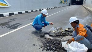 Viral Rembesan Air Mendadak Muncul di Underpass Dewi Sartika Depok