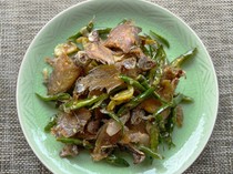 3 Resep Sambal Cabe Hijau yang Pedas Menyengat Untuk Santap Siang