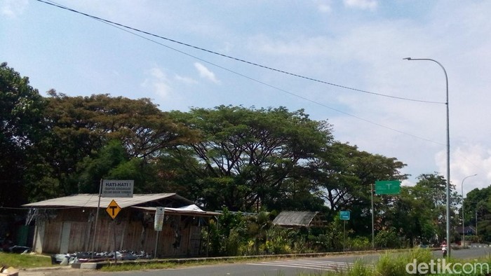 Salah satu titik PJU di Kuningan