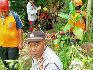Mahasiswa Pecinta Alam UNS Jatuh di Gua Braholo Gunungkidul